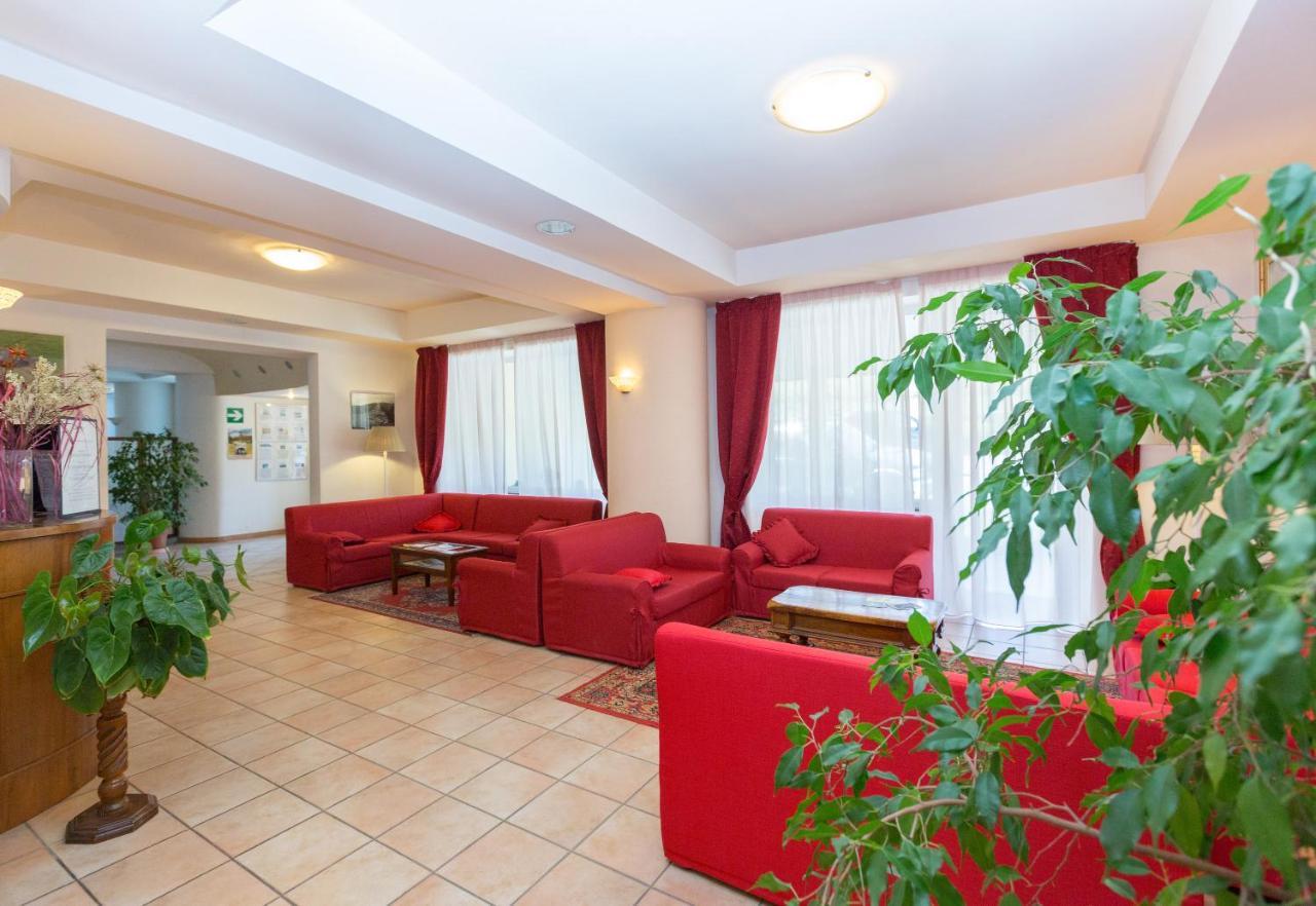 Hotel Gambrinus Abbadia San Salvator Ngoại thất bức ảnh
